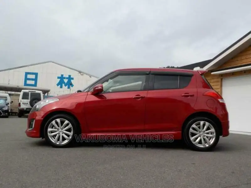 Suzuki Swift 2014 Red
