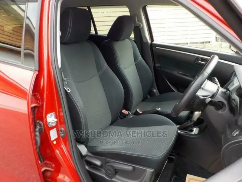 Suzuki Swift 2014 Red