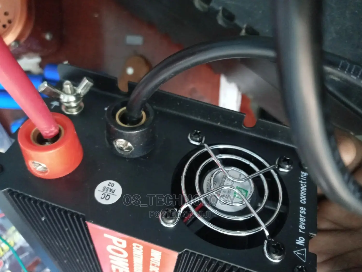 New Original Power Inverter 2000W,Dc12v to 240V.1 USB