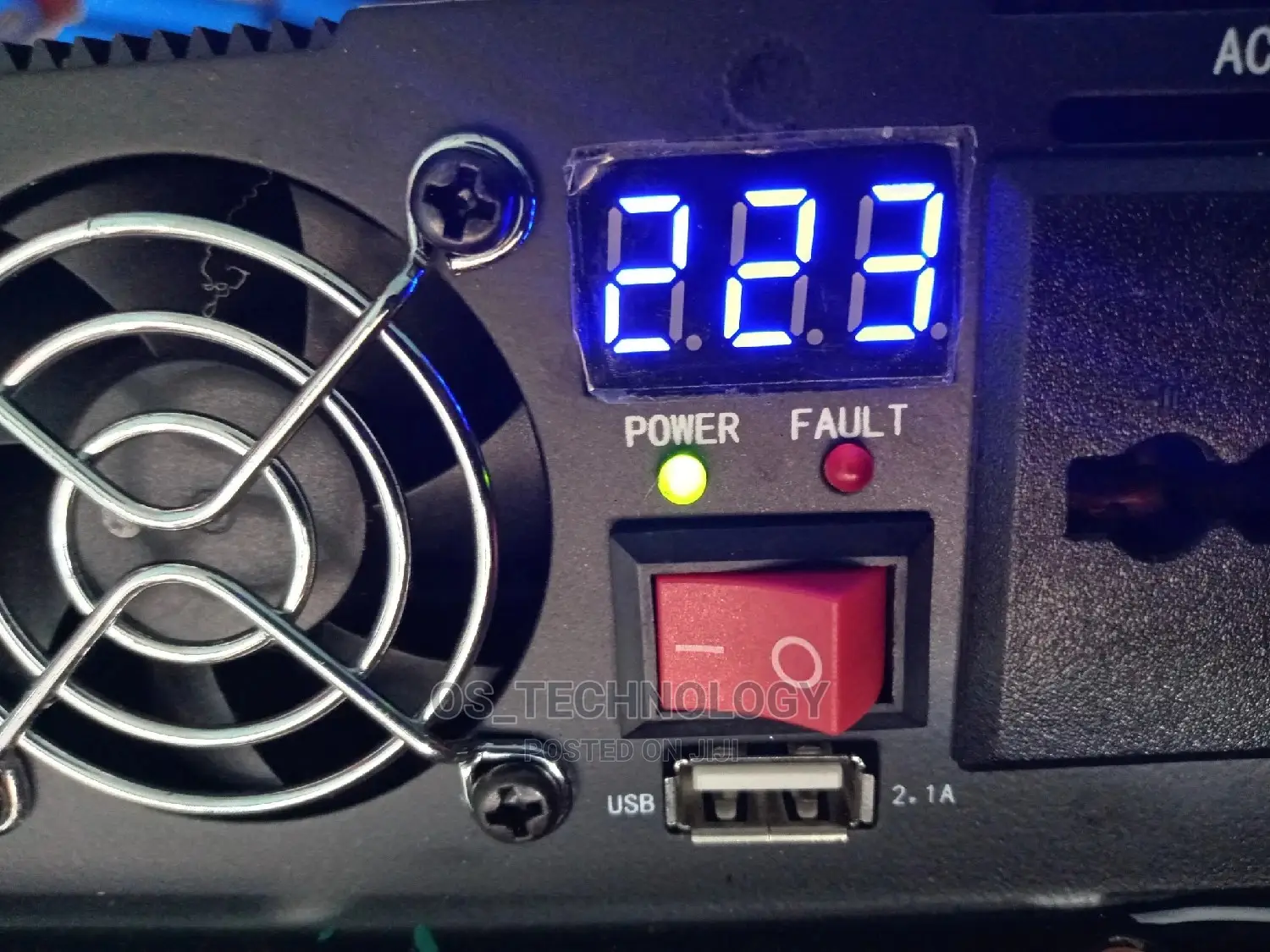 New Original Power Inverter 2000W,Dc12v to 240V.1 USB