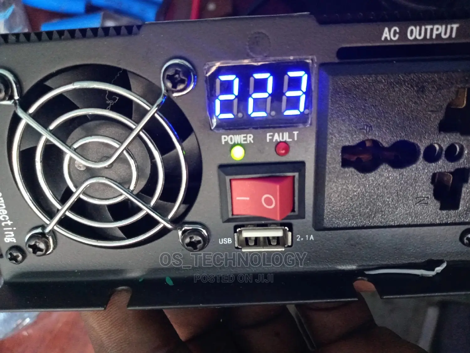 New Original Power Inverter 2000W,Dc12v to 240V.1 USB