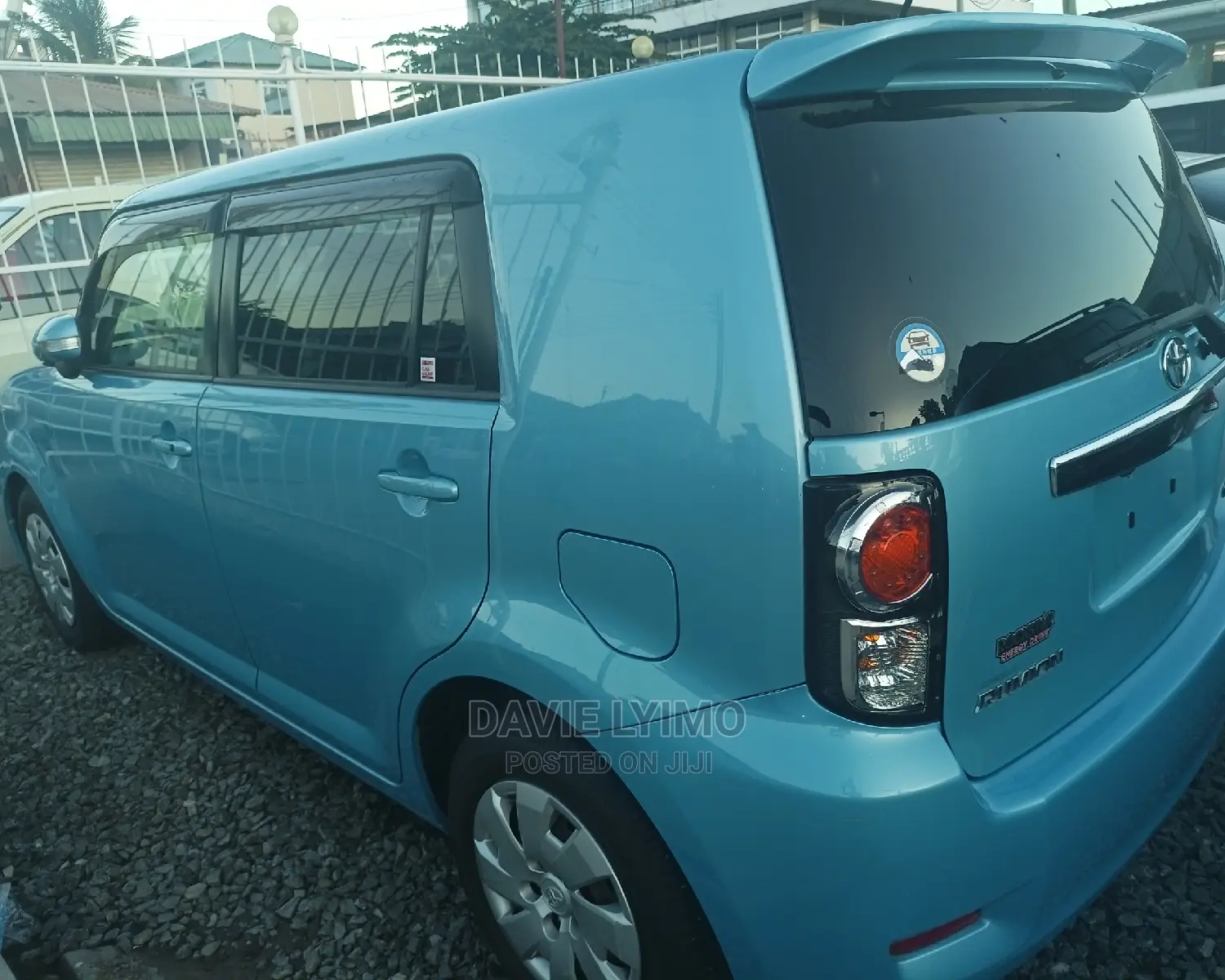 Toyota Corolla Rumion 2010 Blue