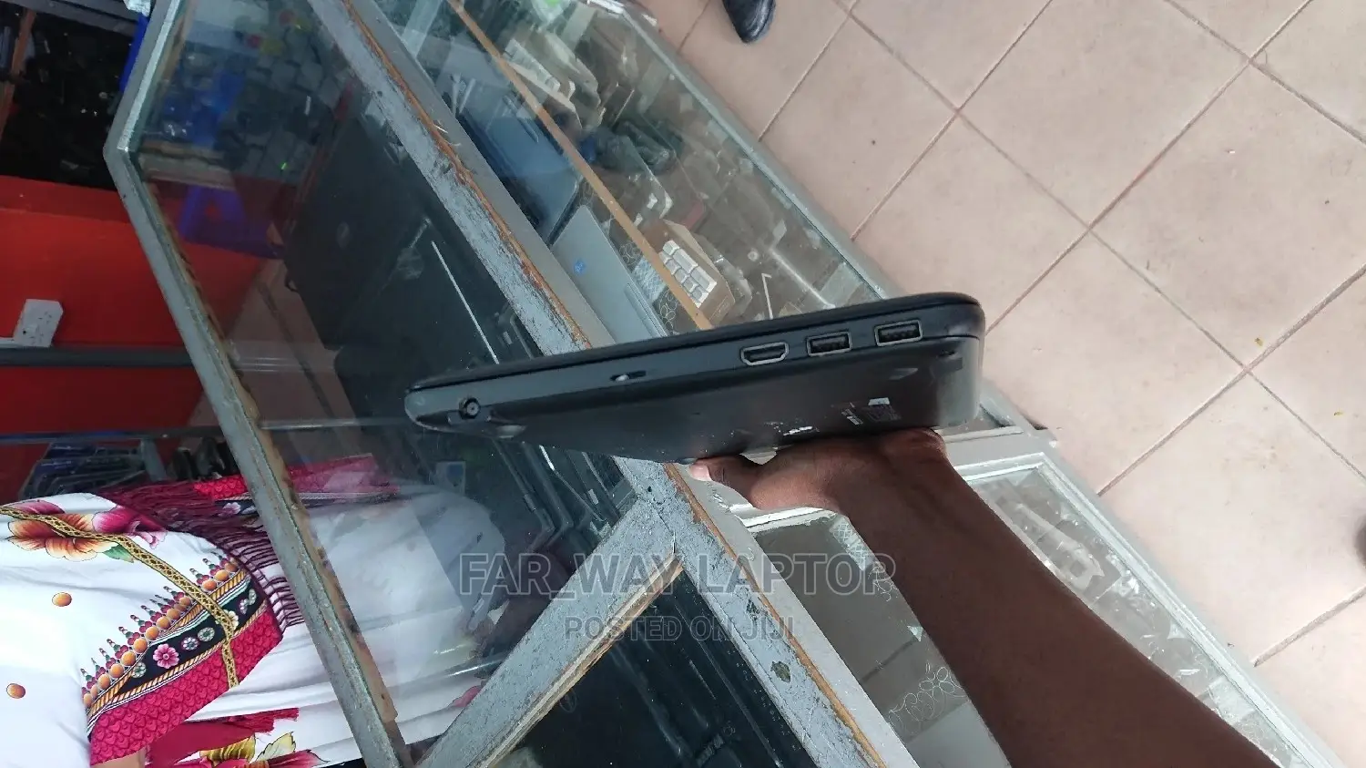 New Laptop Dell Latitude 11 3180 4GB Intel Pentium HDD 500GB