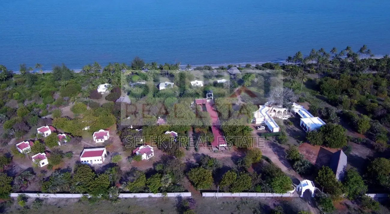 76,000sqm Beach Resort Outside Saadani National Park