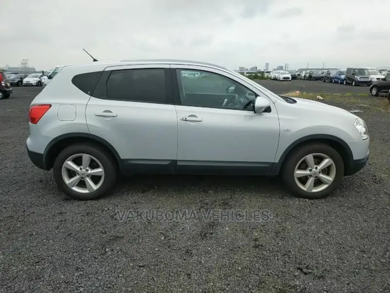 Nissan Dualis 2007 Gray