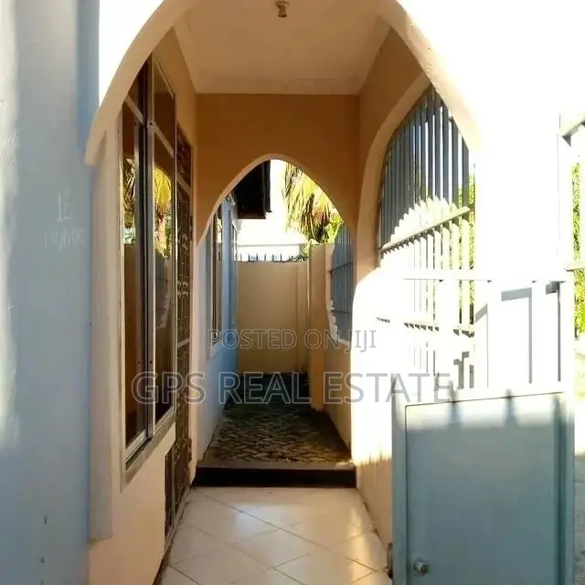 3bdrm House in Maxposh, Ilala for Sale