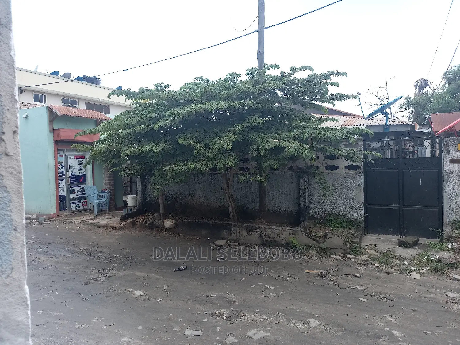 8bdrm Bungalow in Sinza C for sale
