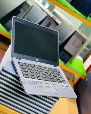 Laptop HP EliteBook 820 G3 4GB Intel Core I5 SSD 256GB