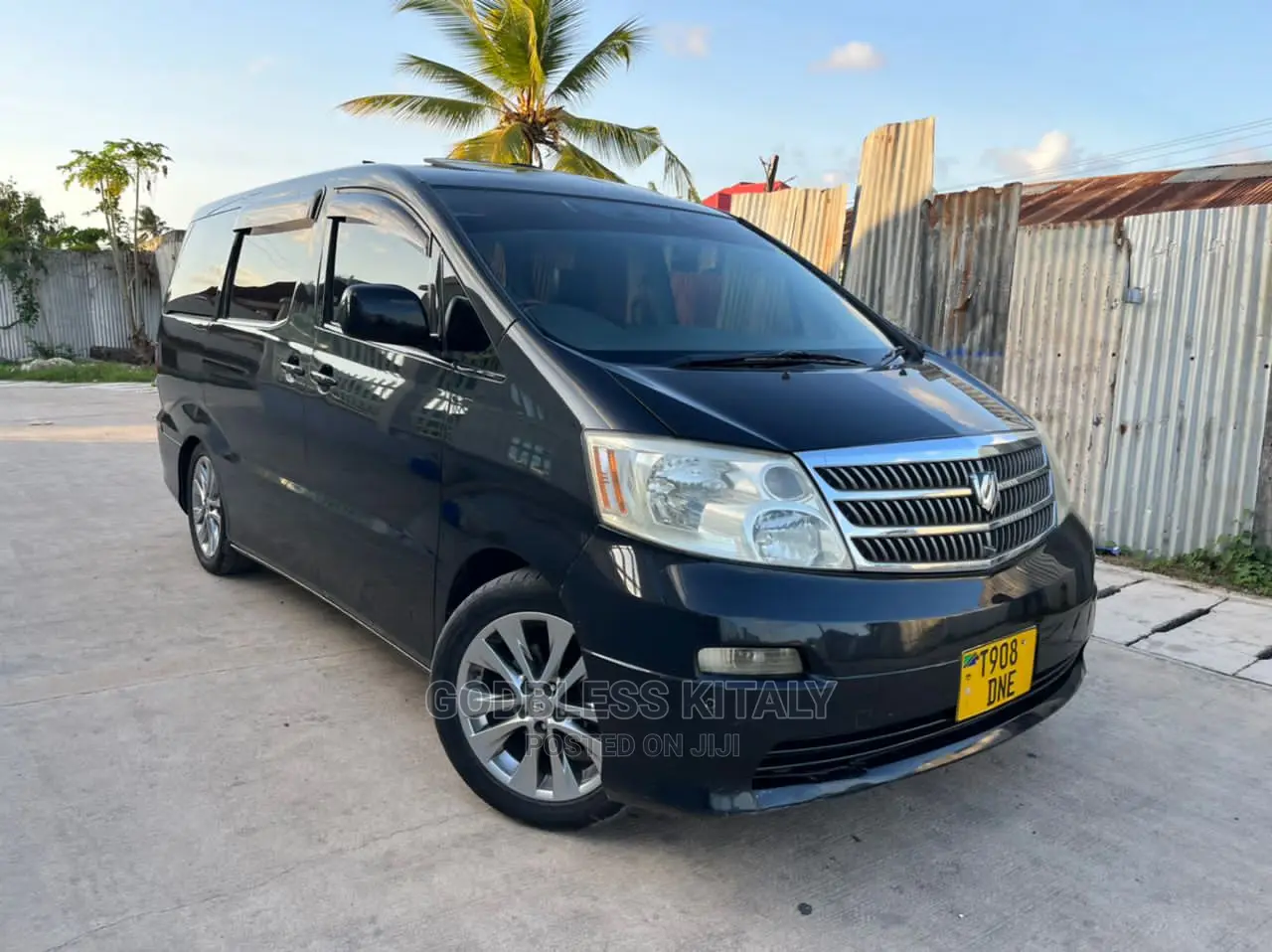 Toyota Alphard 2004 Black
