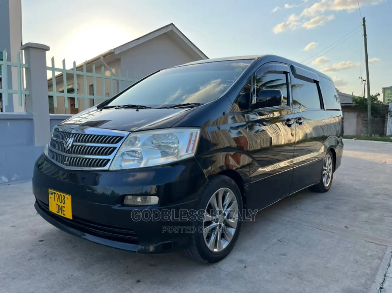 Toyota Alphard 2004 Black