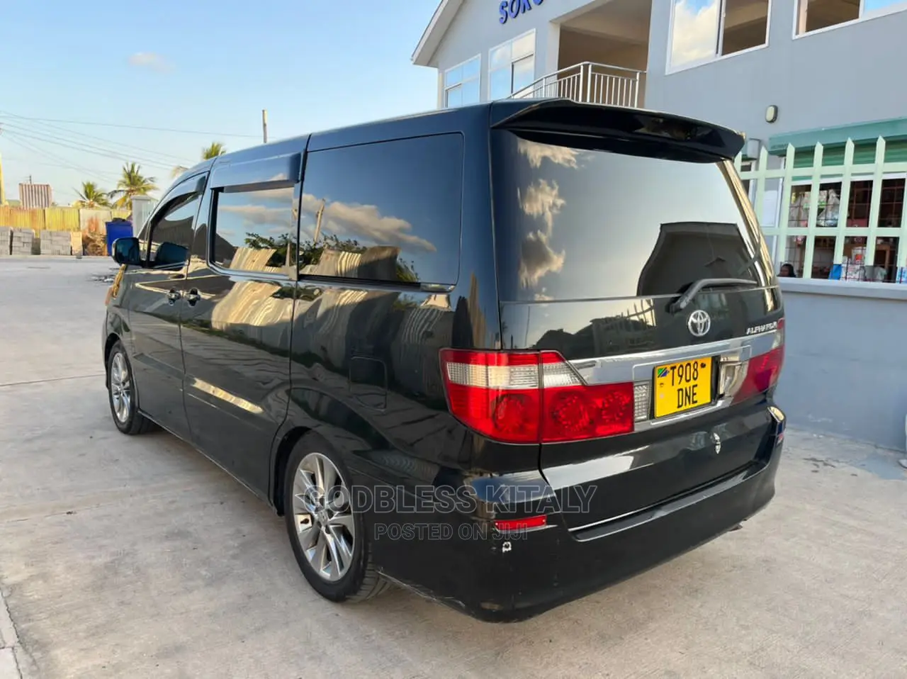 Toyota Alphard 2004 Black