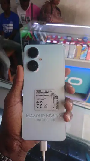 New Tecno Camon 19 128 GB White