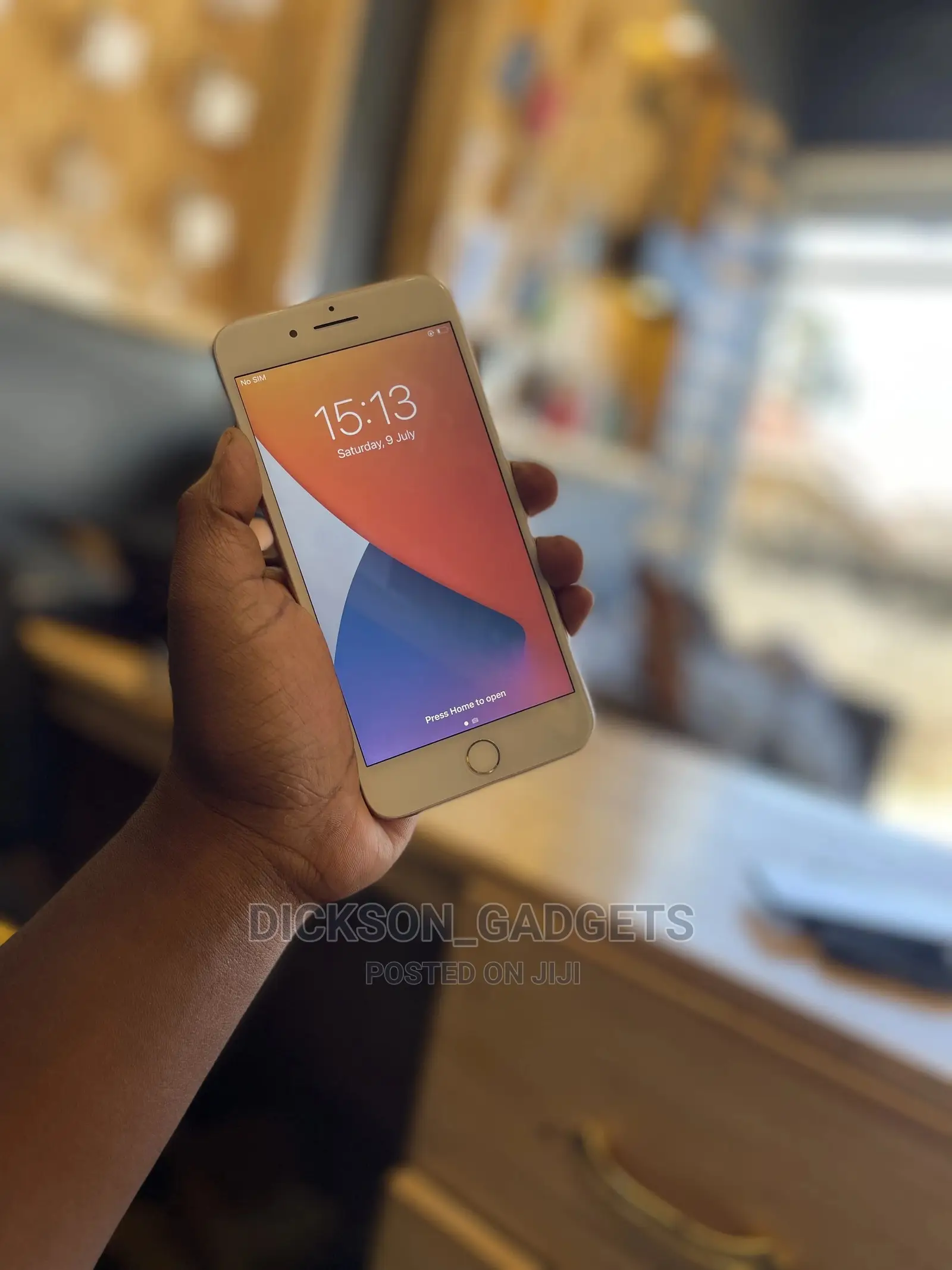 Apple iPhone 8 Plus 64 GB Gold