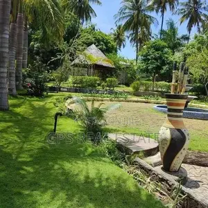 4bdrm House in Maxposh, Kigamboni for Sale