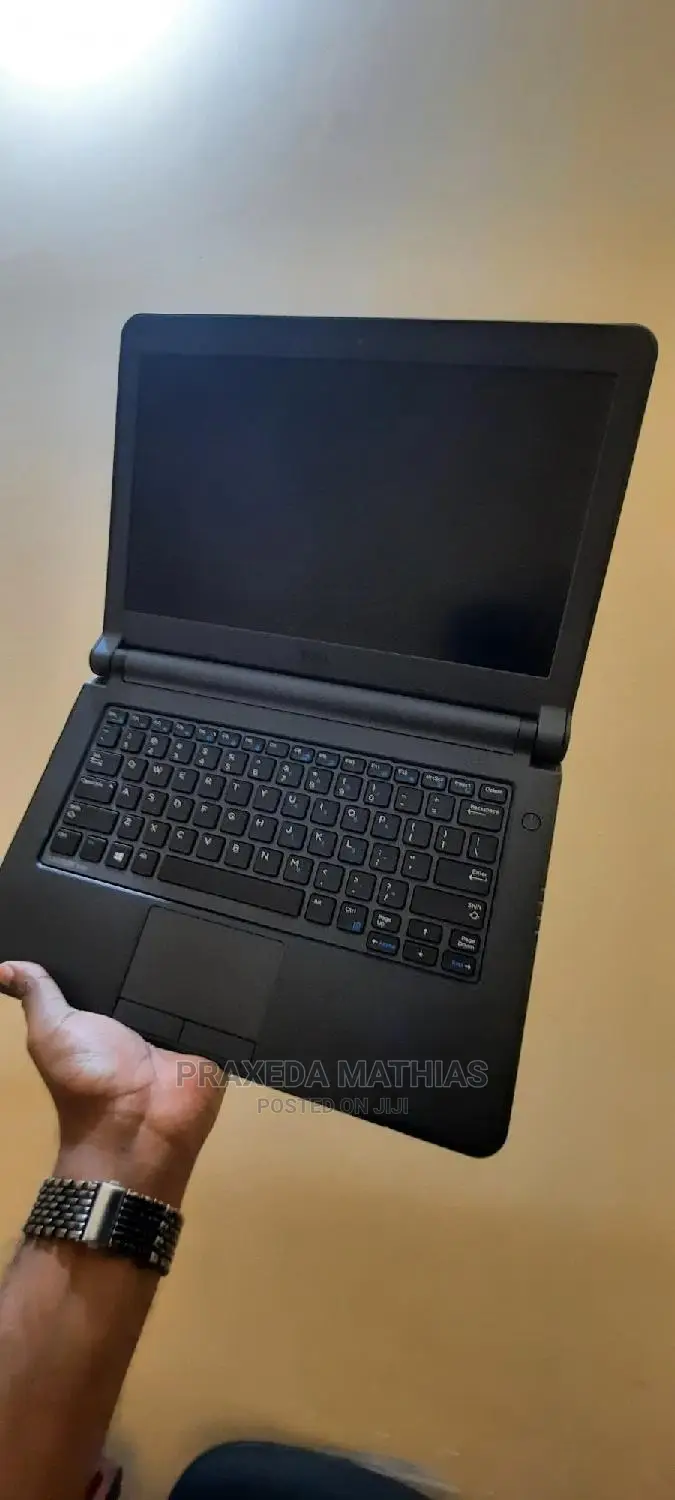 Laptop Dell Latitude 12 4GB Intel Core 2 Duo HDD 320GB