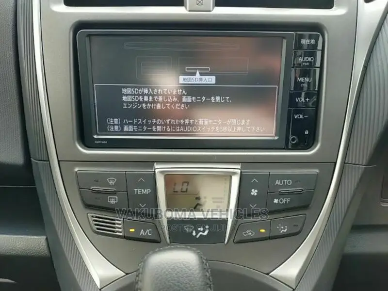 Toyota Ractis 2013 Black