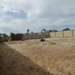 5bdrm House in Maxposh, Kigamboni for Sale