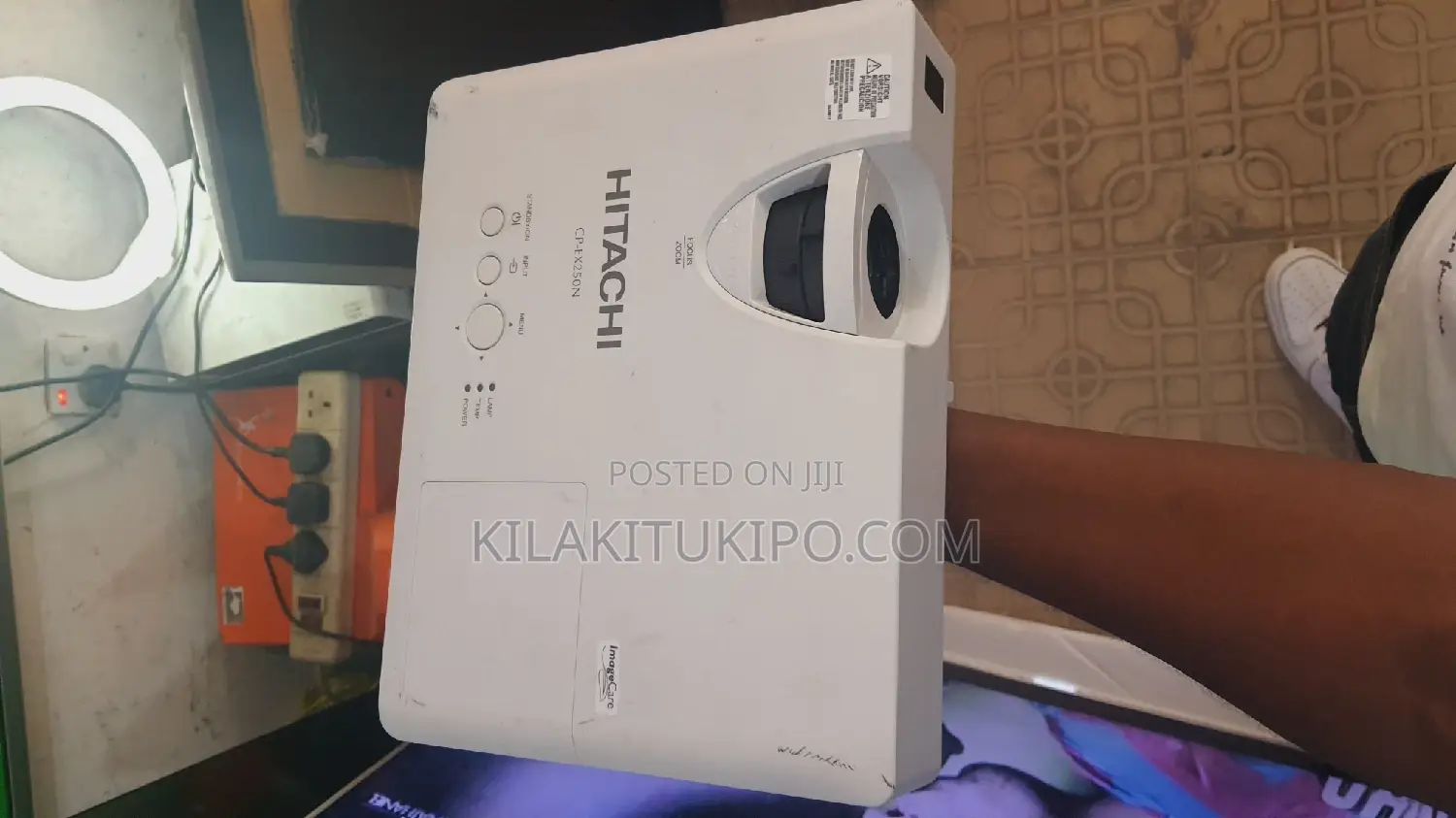 Hitachi Projector Cp-Ex250n