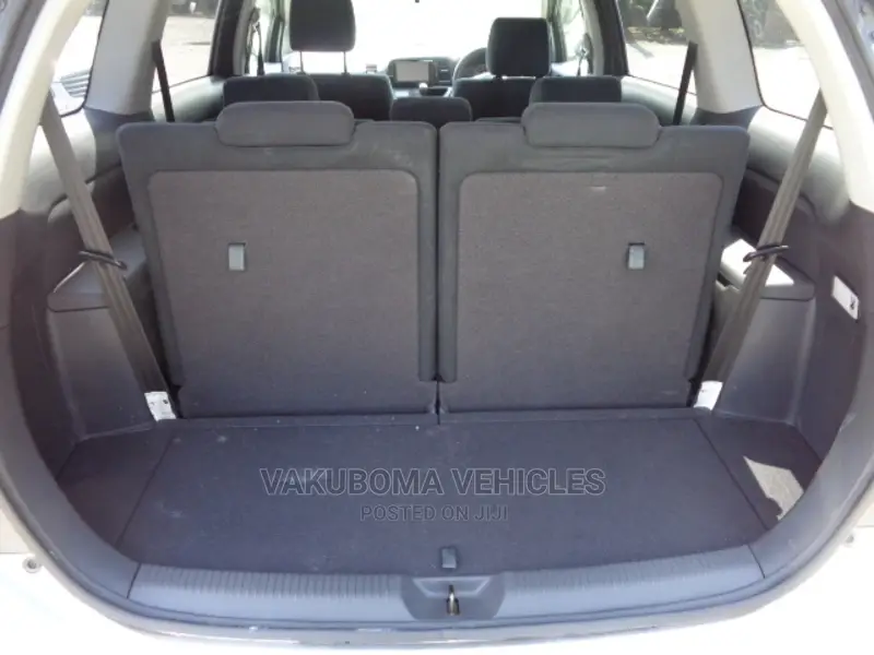 Toyota Wish 2007 Silver