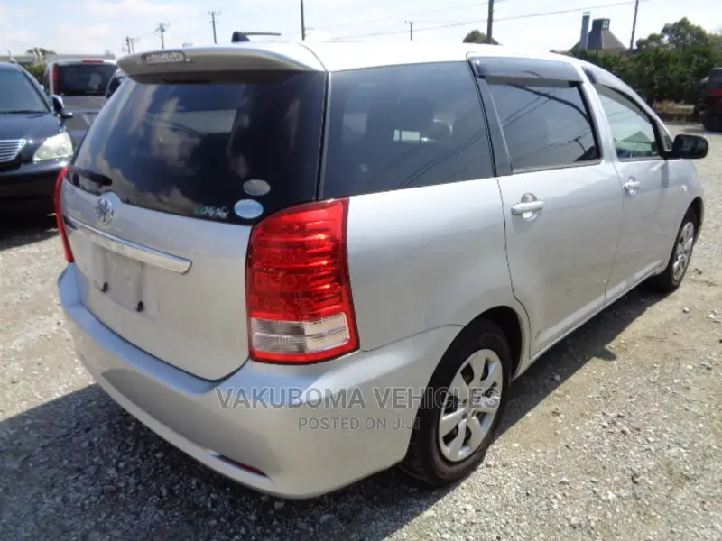 Toyota Wish 2007 Silver