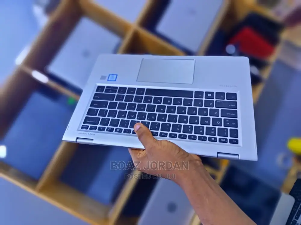 New Laptop HP EliteBook X360 1030 G2 8GB Intel Core I5 SSD 256GB