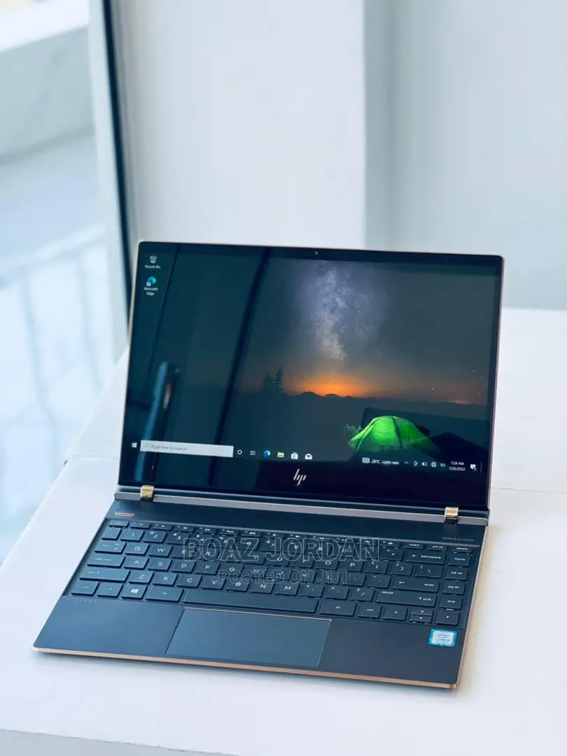 New Laptop HP Spectra 13 8GB Intel Core I5 SSD 256GB