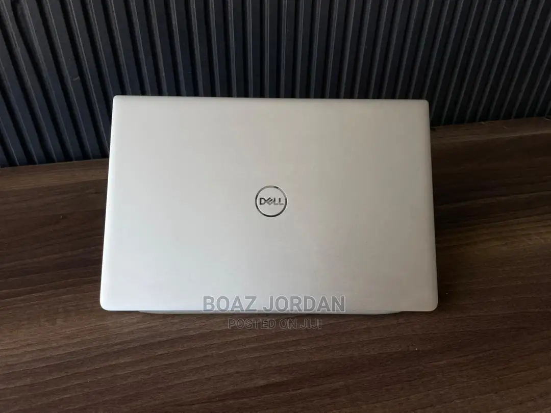 New Laptop Dell Inspiron 15 12GB Intel Core I5 SSD 512GB