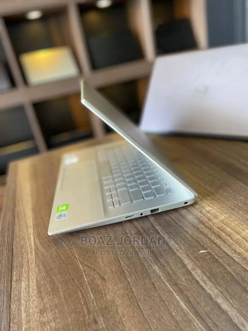 New Laptop Dell Inspiron 15 12GB Intel Core I5 SSD 512GB