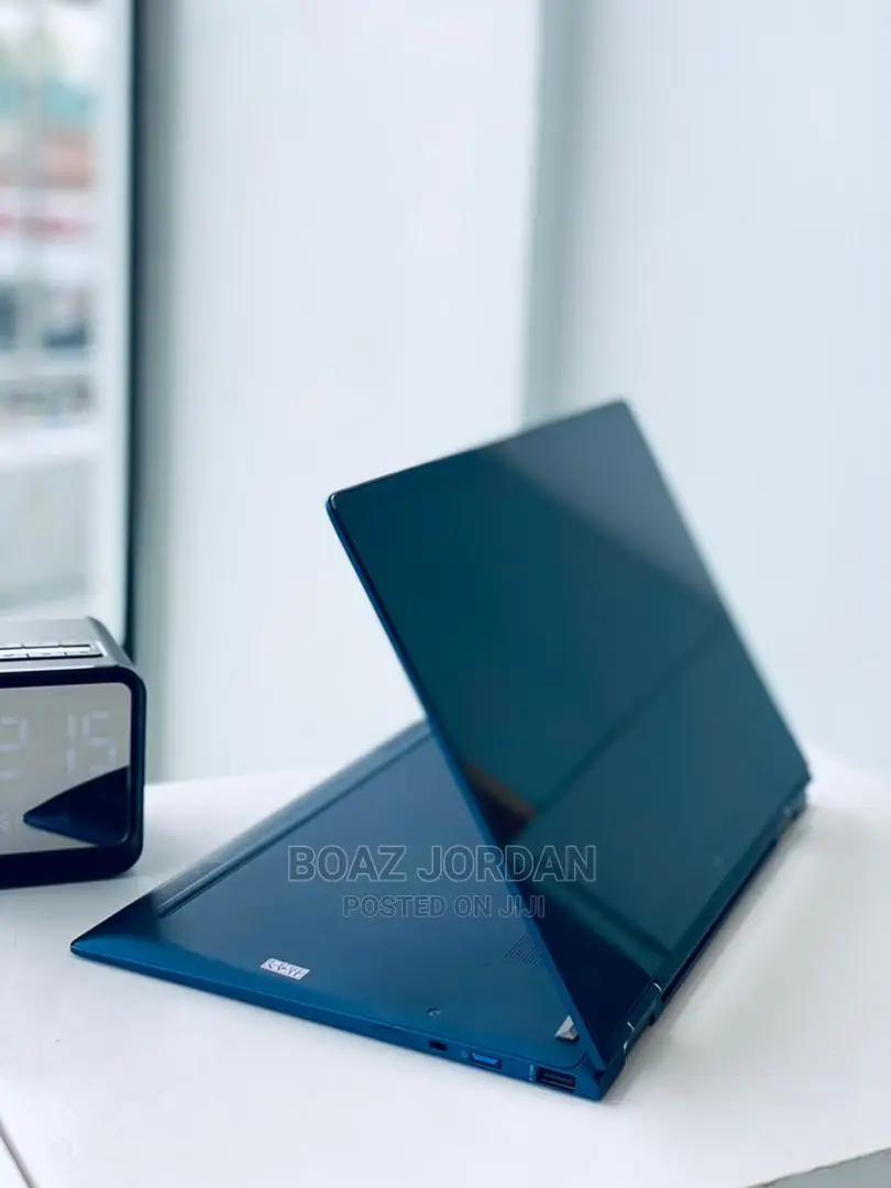 New Laptop HP EliteBook 1050 G1 8GB Intel Core I5 SSD 256GB