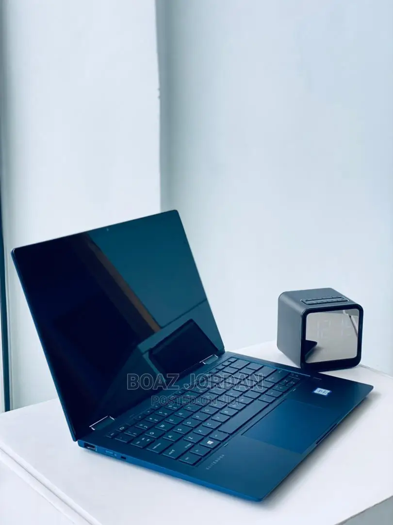 New Laptop HP EliteBook 1050 G1 8GB Intel Core I5 SSD 256GB