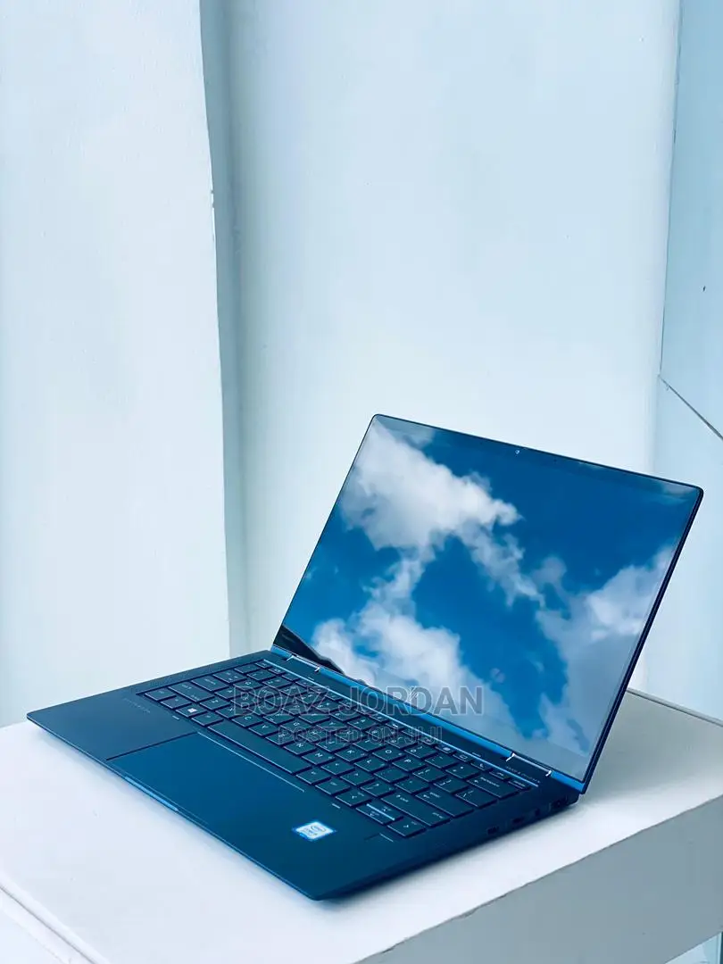 New Laptop HP EliteBook 1050 G1 8GB Intel Core I5 SSD 256GB