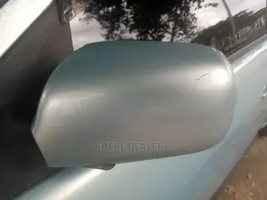 Toyota IST 2005 Blue
