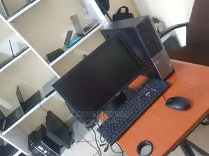Desktop Computer Dell OptiPlex 7040 8GB Intel Core I7 HDD 500GB