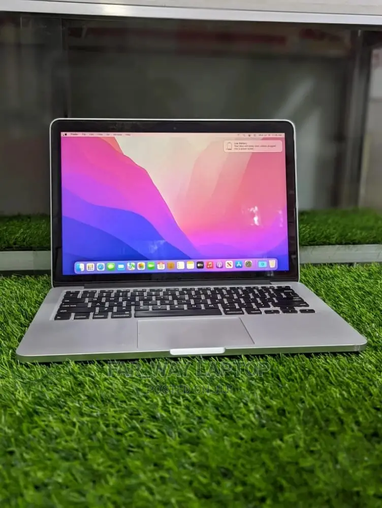 New Laptop Apple MacBook Pro 2015 16GB Intel Core I5 SSD 512GB