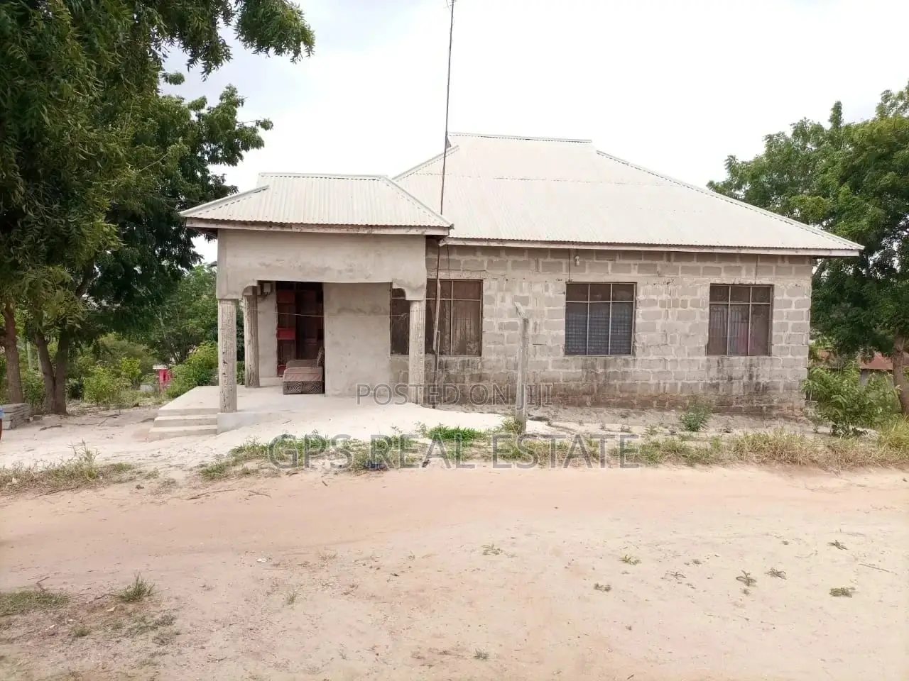 3bdrm House in Maxposh, Kinondoni for Sale