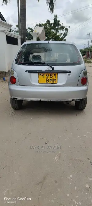 Toyota Starlet 2009 Silver