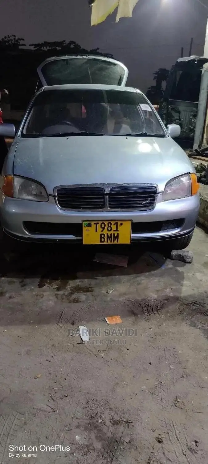 Toyota Starlet 2009 Silver