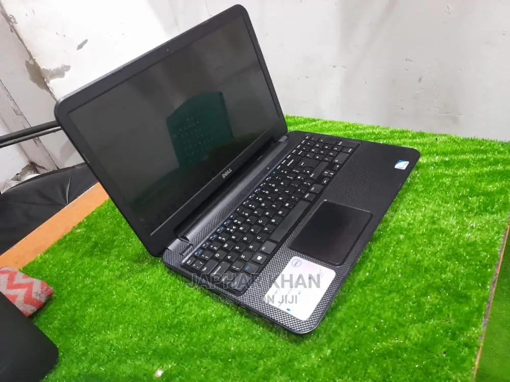 Laptop Dell Inspiron 15 8GB Intel Core I5 HDD 500GB