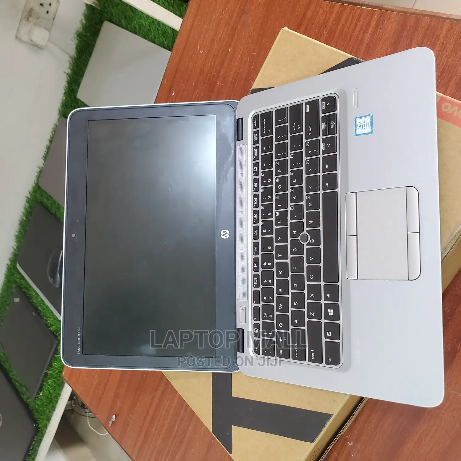 Laptop HP EliteBook 820 G3 8GB Intel Core I7 SSD 256GB