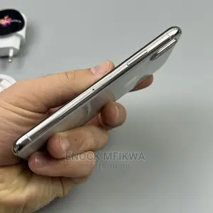 Apple iPhone X 64 GB White