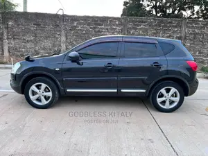 Nissan Dualis 2010 Black