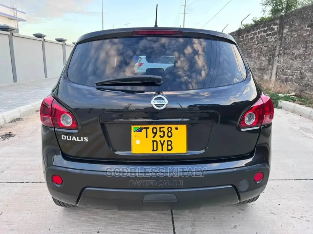 Nissan Dualis 2010 Black