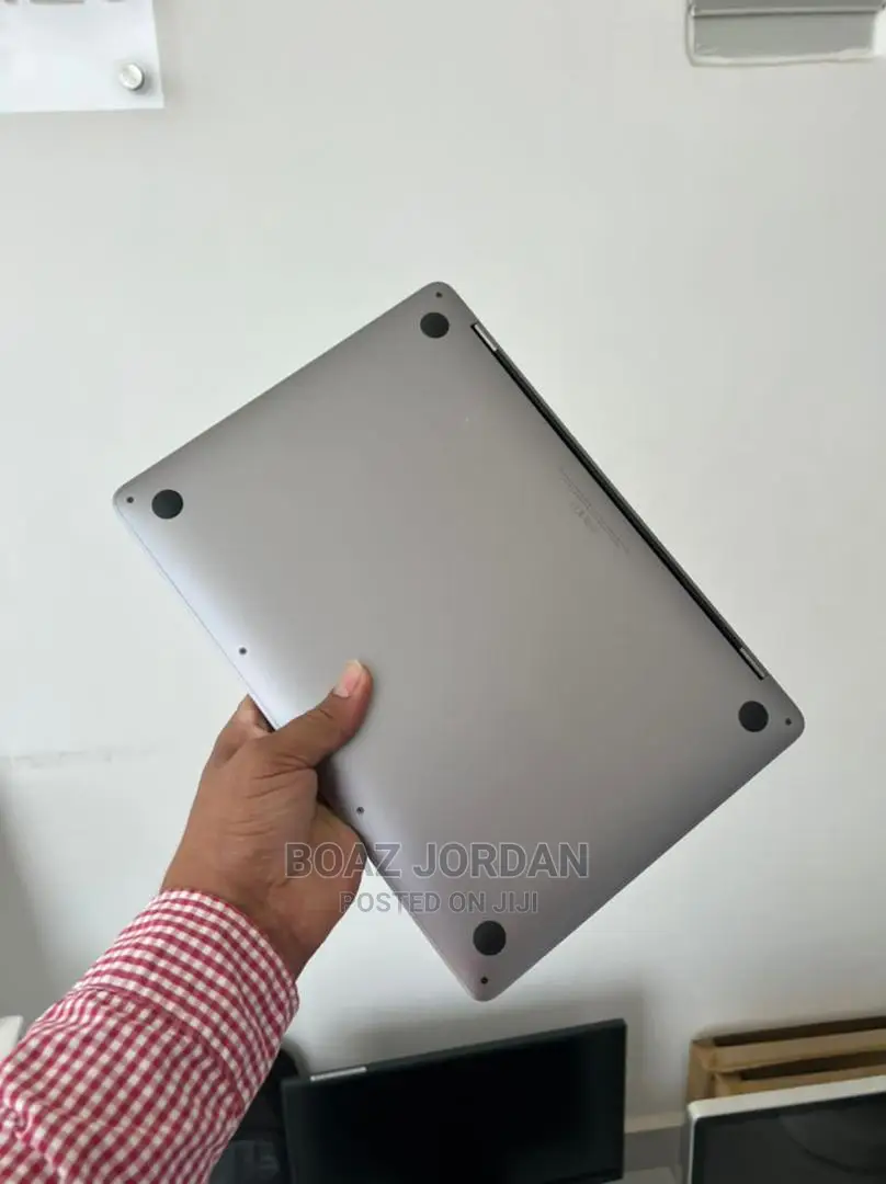 New Laptop Apple MacBook Air 2020 M1 8GB Apple M1 SSD 256GB