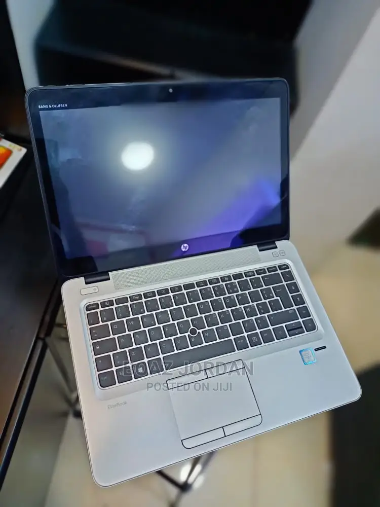 New Laptop HP EliteBook 820 G3 4GB Intel Core I5 SSD 256GB