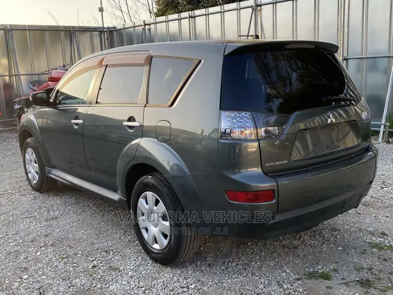 Mitsubishi Outlander 2009 Gray