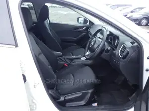 Mazda Axela 2015 White