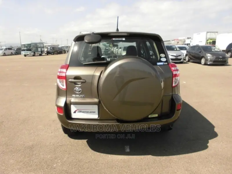 Toyota RAV4 2010 Gray