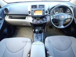 Toyota Vanguard 2007 Silver