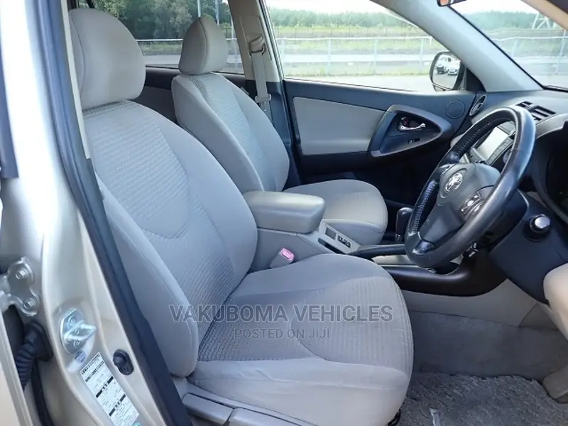 Toyota Vanguard 2007 Silver