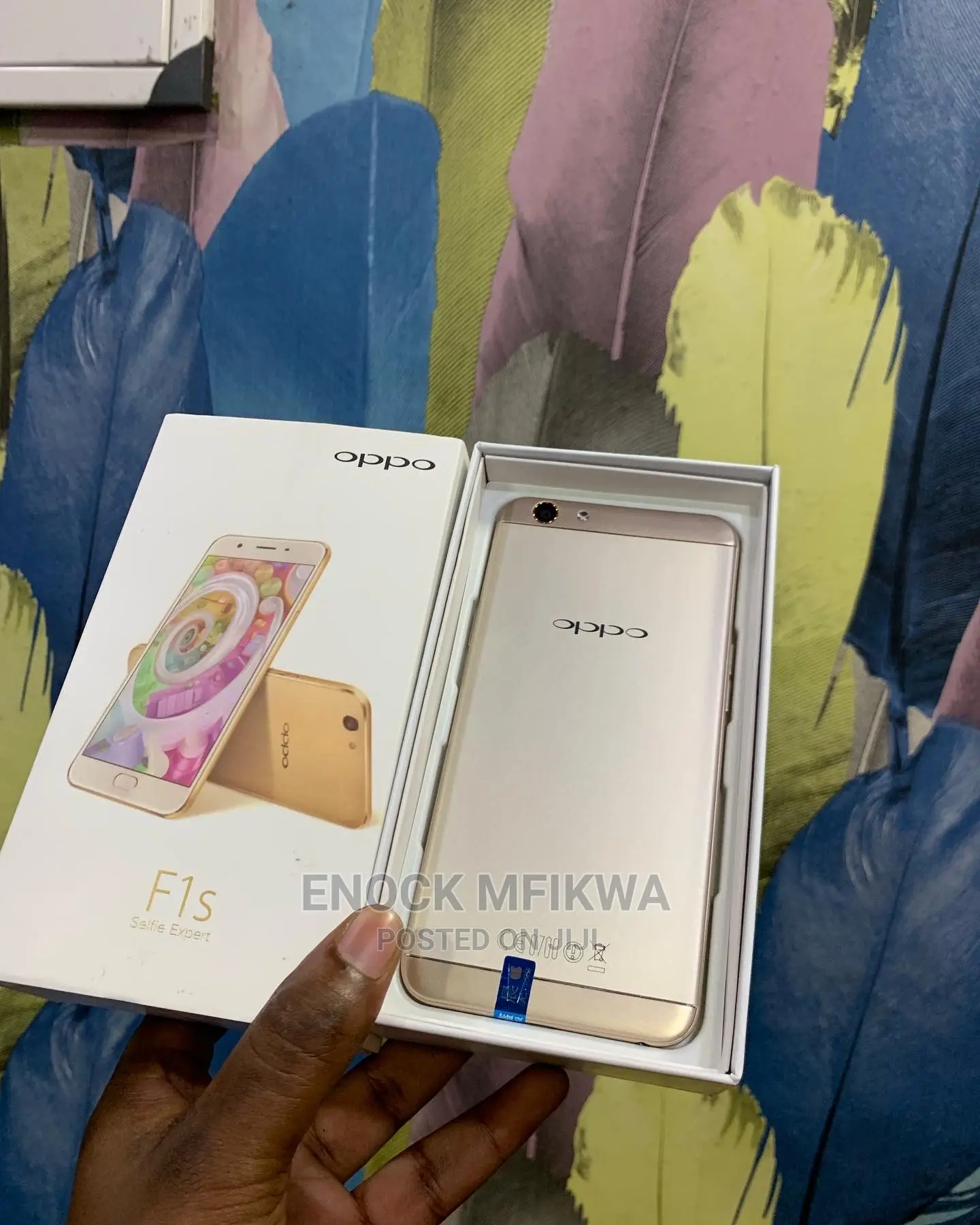 New Oppo F1s 32 GB Gold